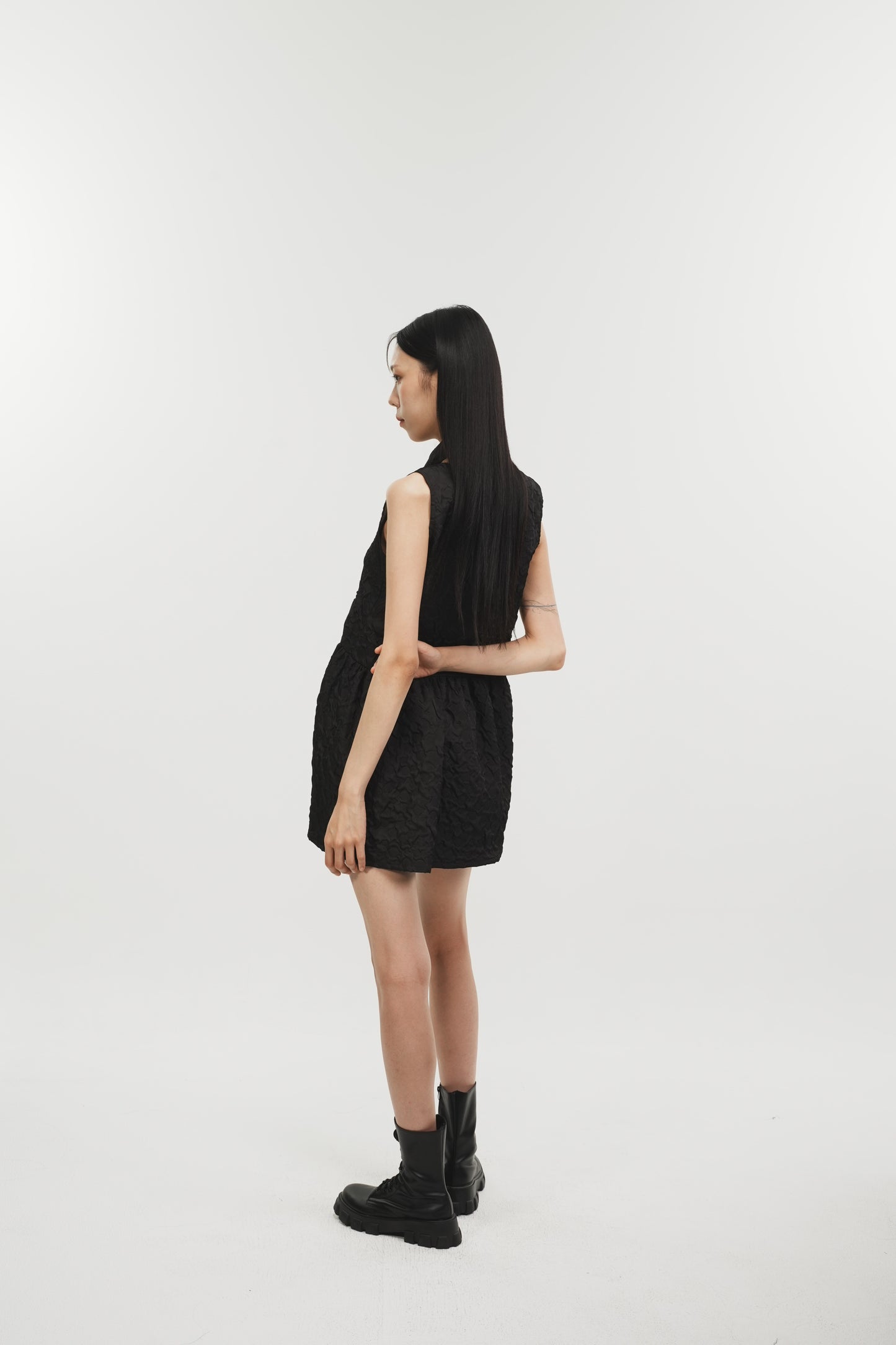 《PHENOMENON SEEPER》SHIRRING RAINDROP DRESS
