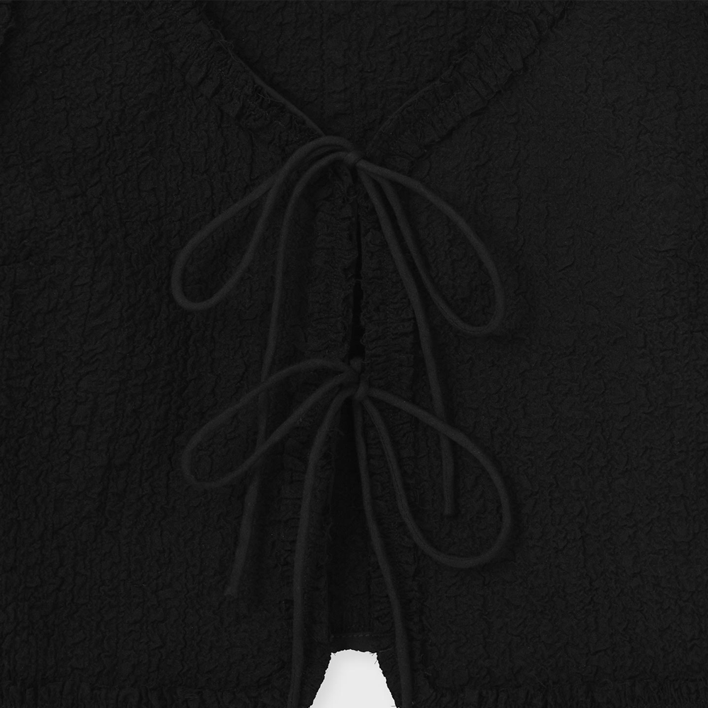 LACE PATCH SLEEVELESS