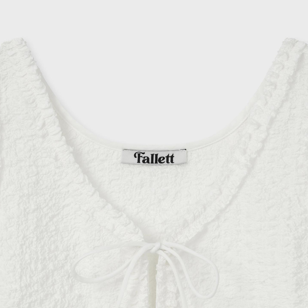 LACE PATCH SLEEVELESS