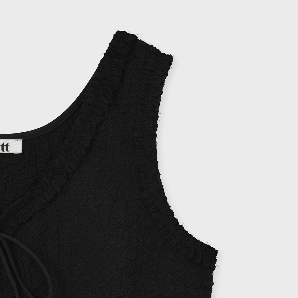 LACE PATCH SLEEVELESS