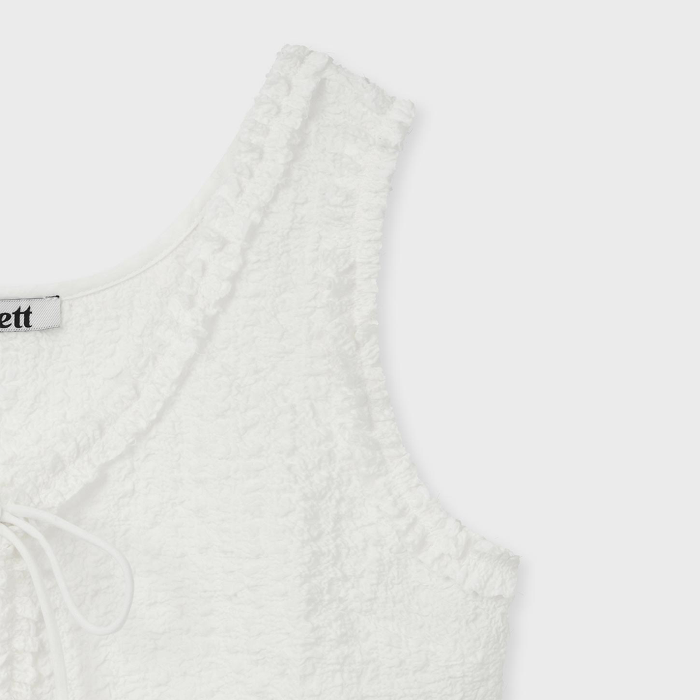 LACE PATCH SLEEVELESS