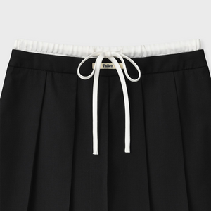 PLEATED SHORTS