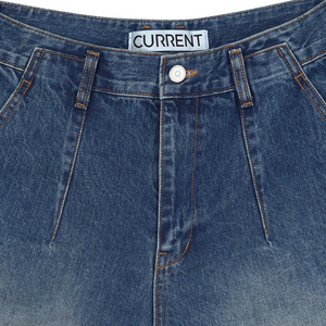 VINTAGE CURVED DENIM