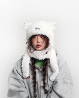 Piercing wing scarf hat