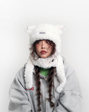 Piercing wing scarf hat